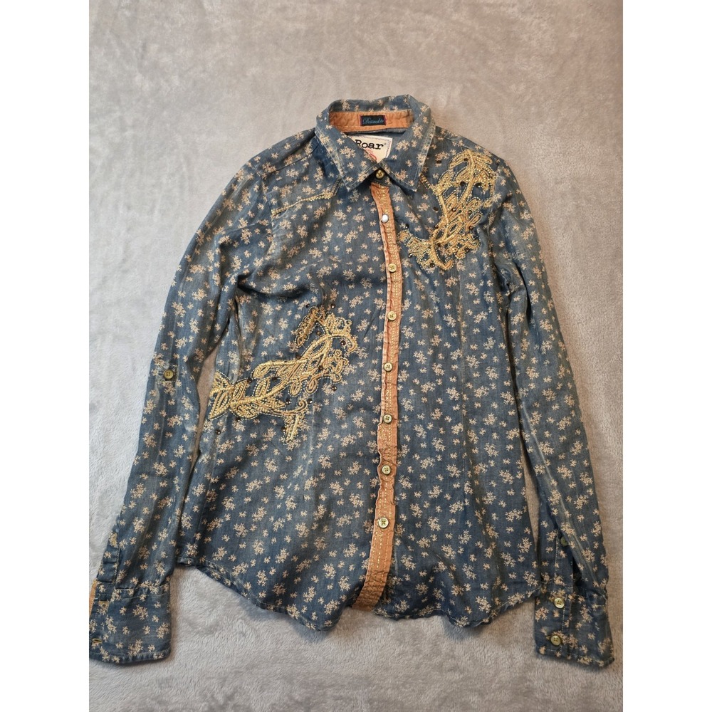 Roar Shirt Womans M Blue Embellished Western Button Up Floral Beaded